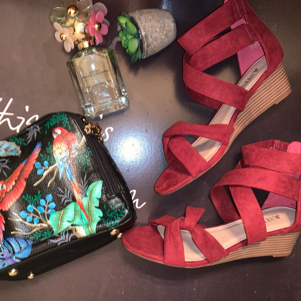 *NEW* JustFab Ismay Burgundy Brick Red Wedges